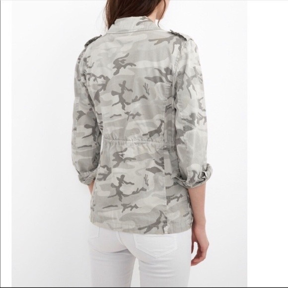 ❤️ SOLD ❤️ Anthropologie Velvet Military Jacket - Picture 2 of 8